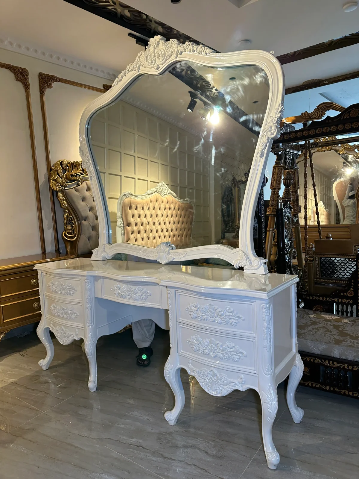 white pearl bedroom dressing with mirror in rawalpindi furniture market